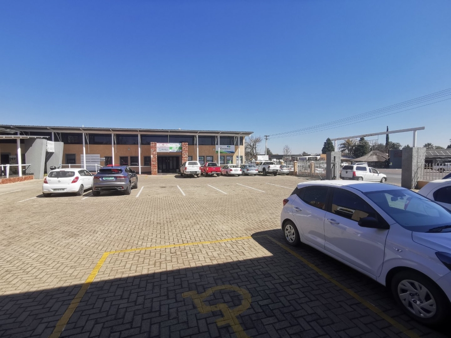 To Let commercial Property for Rent in Flamwood North West